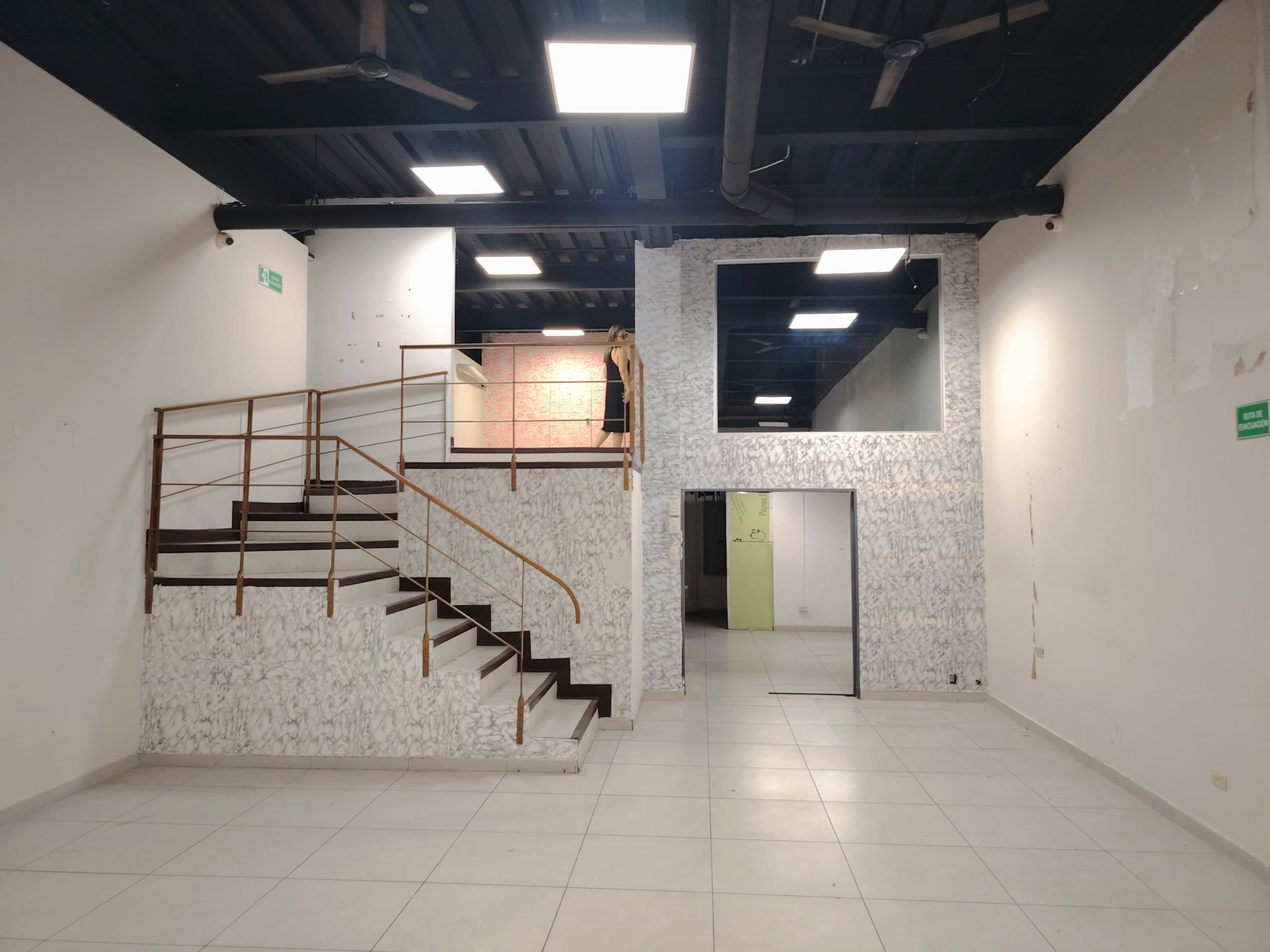[DEMO] Local de muestra 005 1